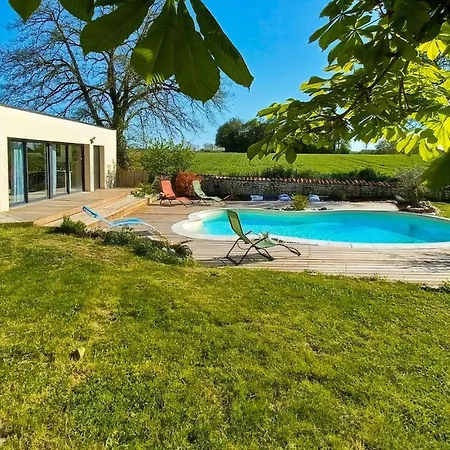 Charmante Maison Avec Piscine Casa vacanze Cierzac