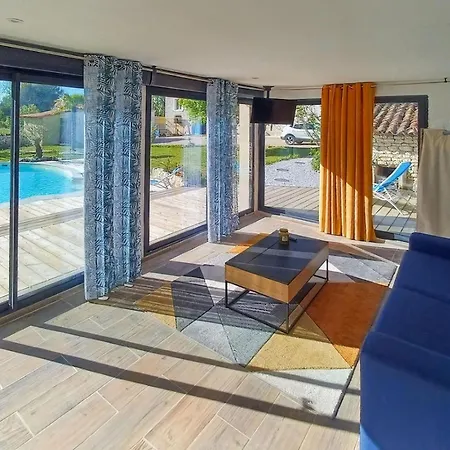 Casa vacanze Charmante Maison Avec Piscine *