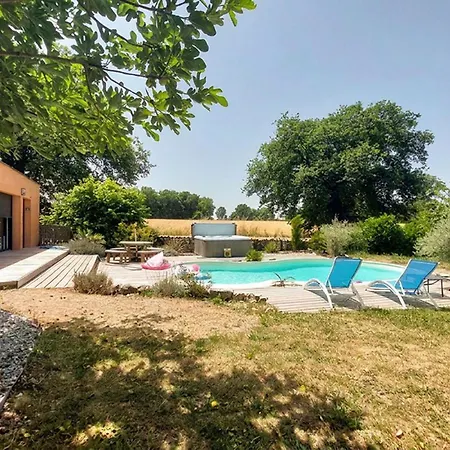 Charmante Maison Avec Piscine