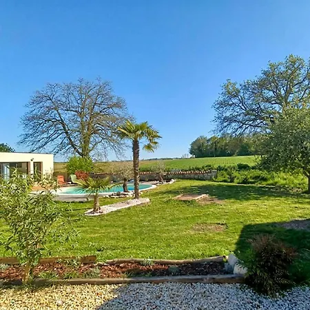 Charmante Maison Avec Piscine Casa vacanze Cierzac